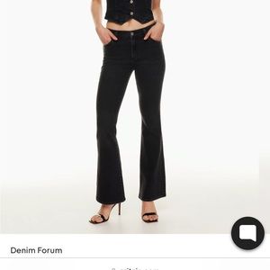 Aritzia Denim Forum Donna flare jeans